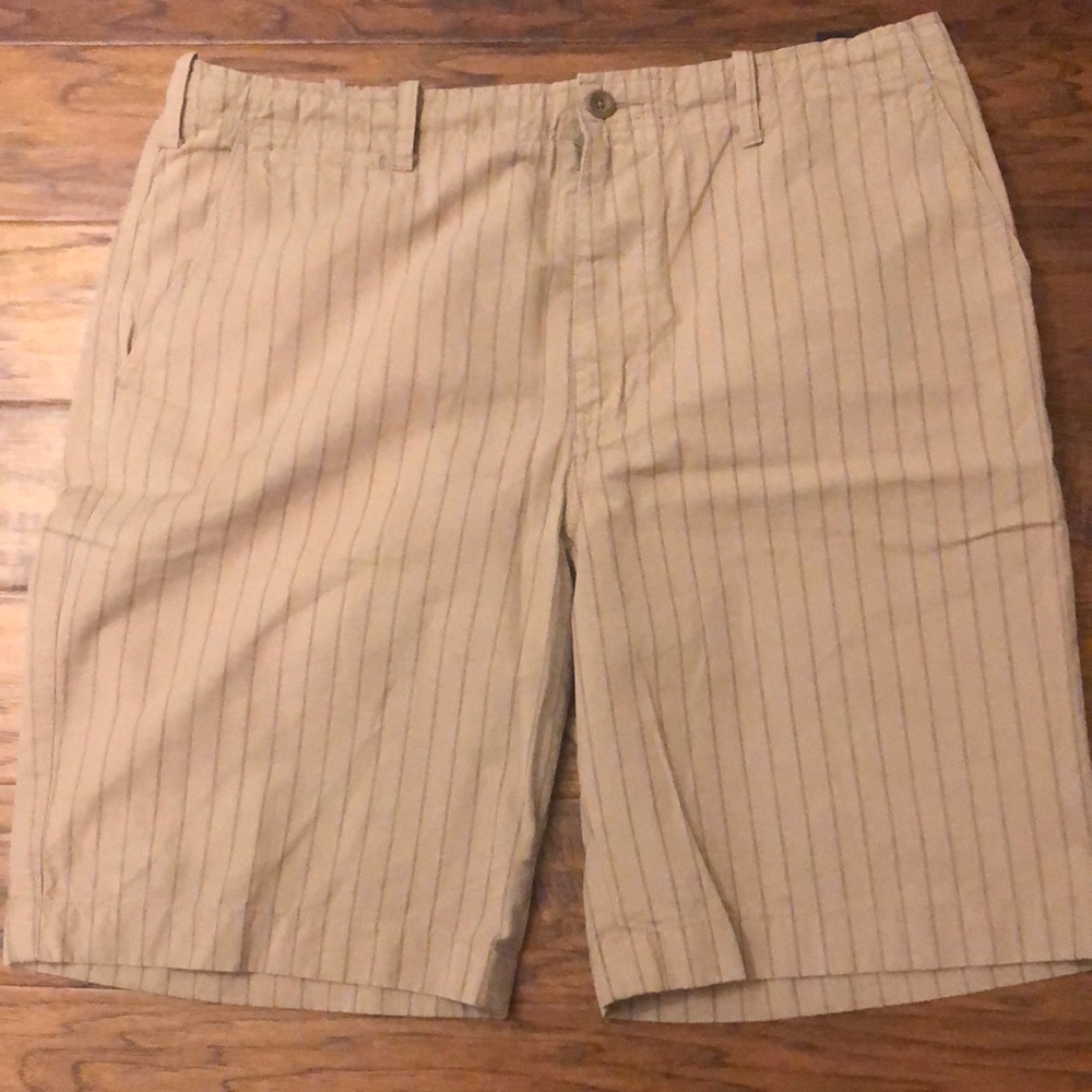 Nautica Men’s striped shorts size 36